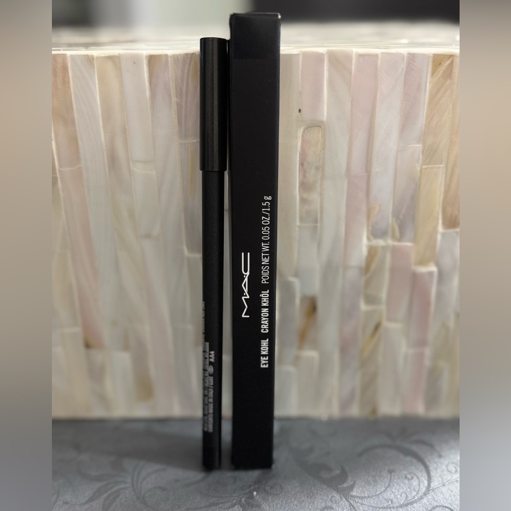 MAC Cosmetics Eye Kohl Pencil in Shade Feline